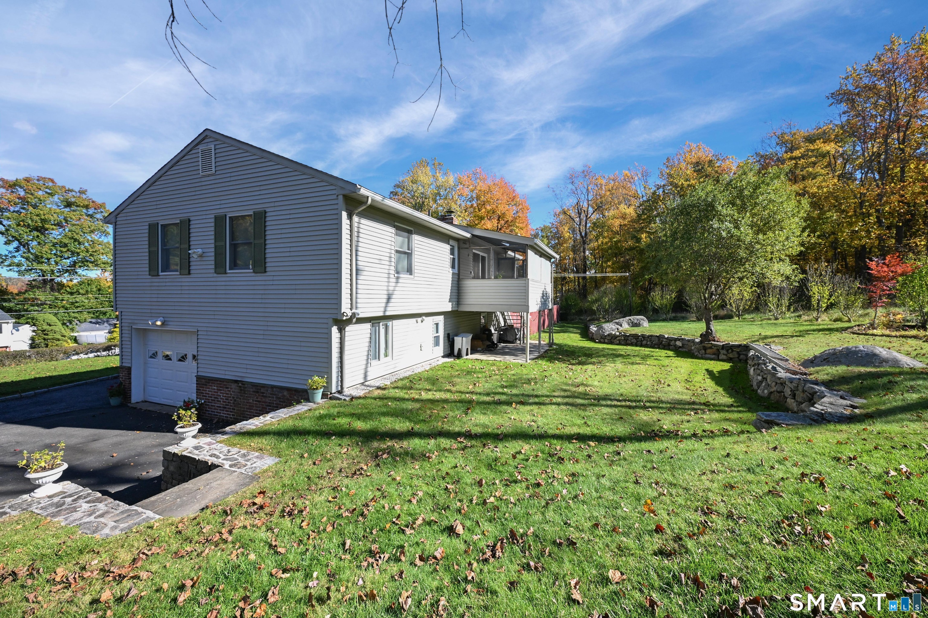 2 Ken Oaks Drive Danbury CT 06810
