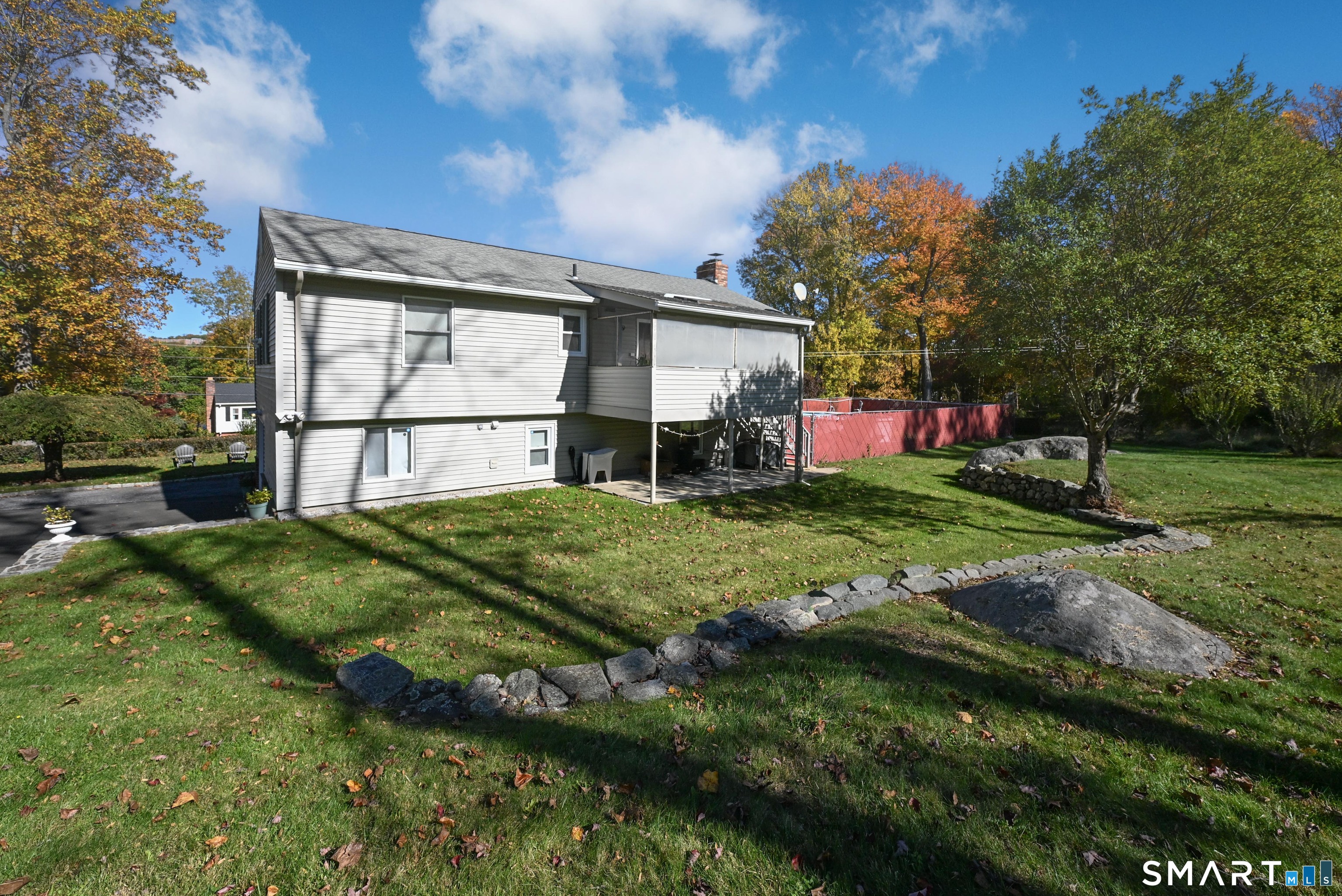 2 Ken Oaks Drive Danbury CT 06810