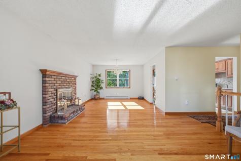 2 Ken Oaks Drive Danbury CT 06810