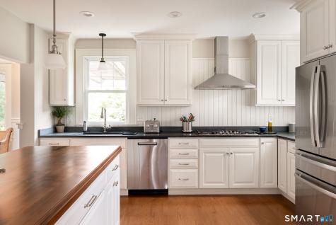 15 Sunset Terrace West Hartford CT 06107