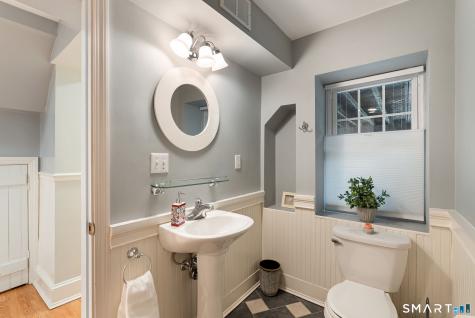 15 Sunset Terrace West Hartford CT 06107