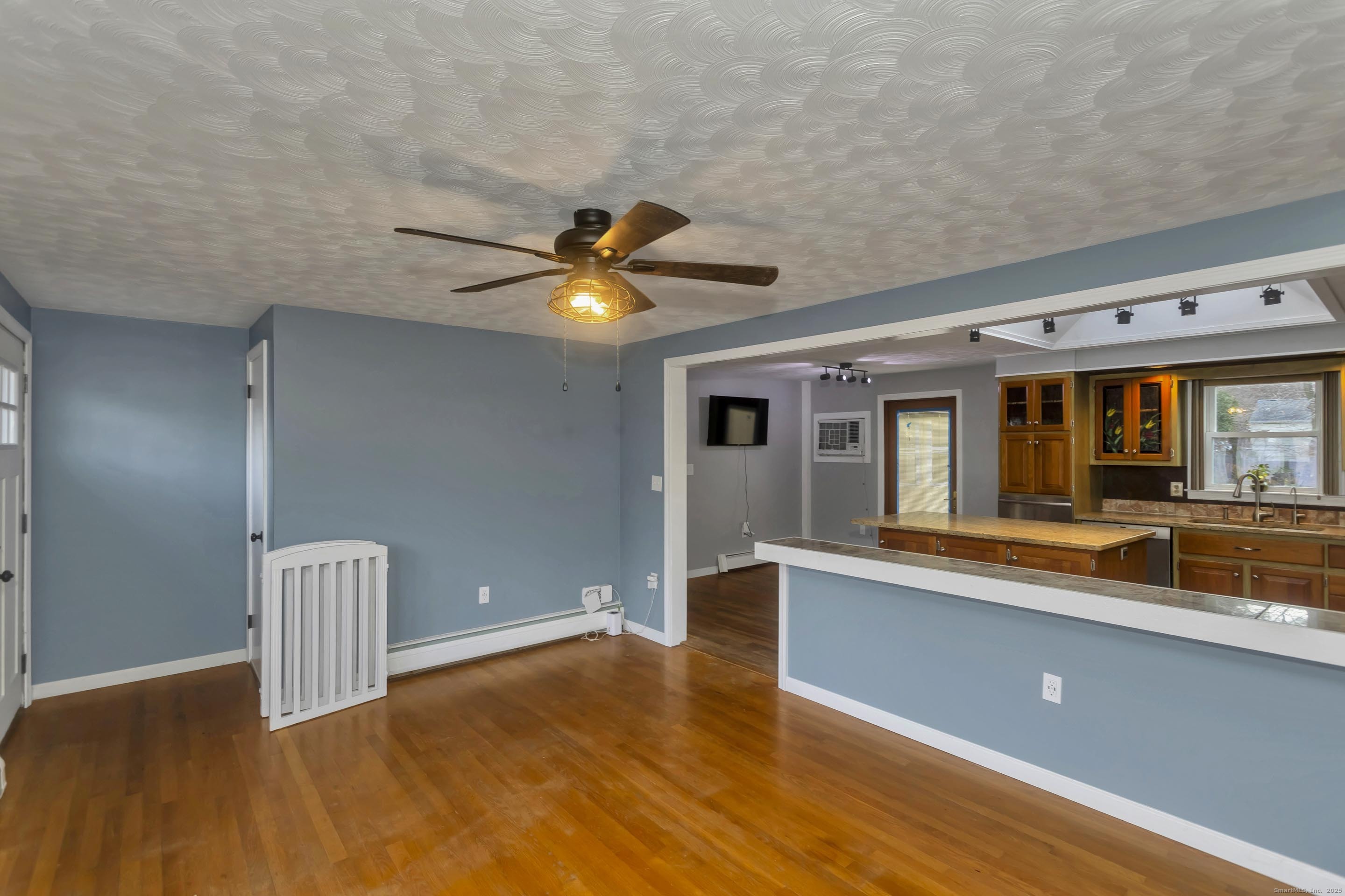 18 Hudson Street Enfield CT 06082