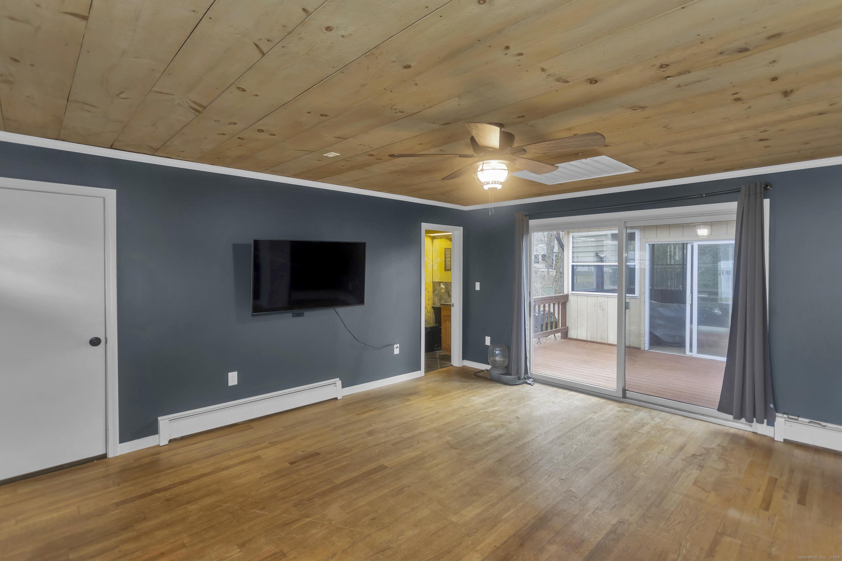 18 Hudson Street Enfield CT 06082