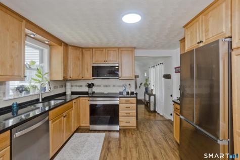 3 Birchwood Terrace Enfield CT 06082