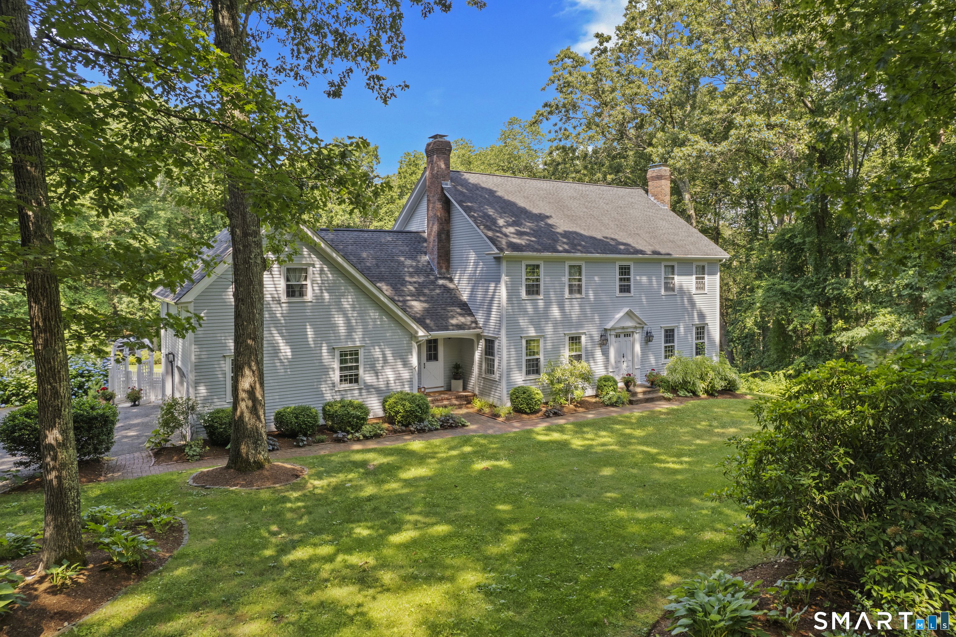 8 Squire Lane Essex CT 06426