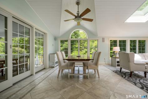 8 Squire Lane Essex CT 06426