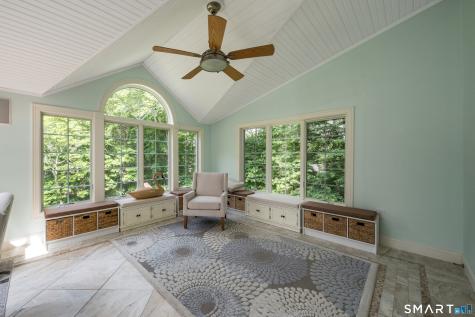 8 Squire Lane Essex CT 06426