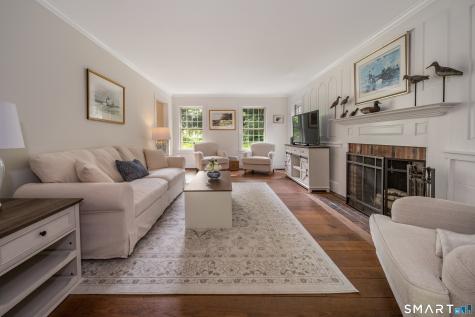 8 Squire Lane Essex CT 06426