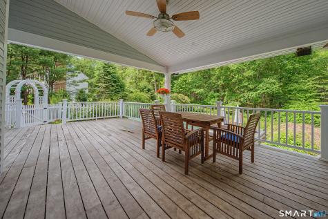 8 Squire Lane Essex CT 06426