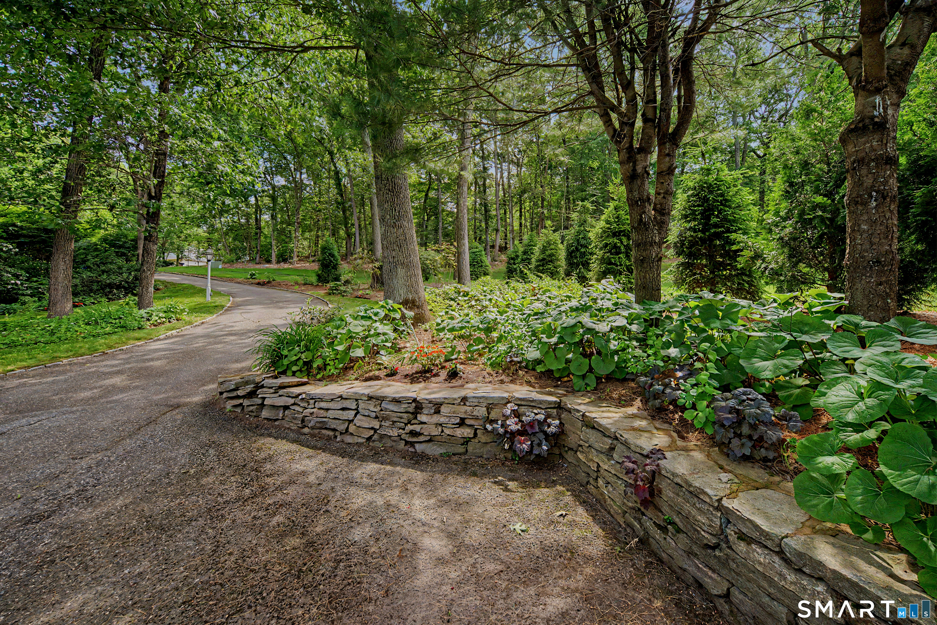 8 Squire Lane Essex CT 06426