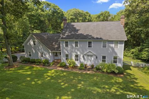 8 Squire Lane Essex CT 06426