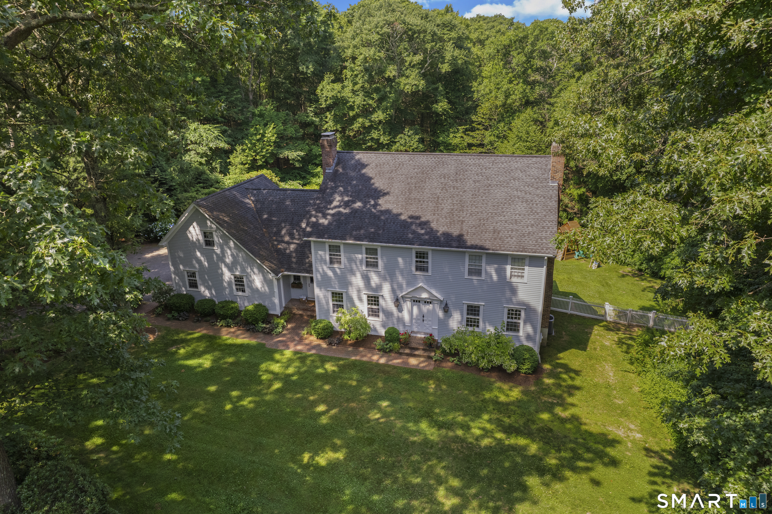 8 Squire Lane Essex CT 06426