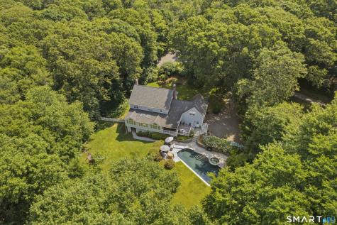 8 Squire Lane Essex CT 06426