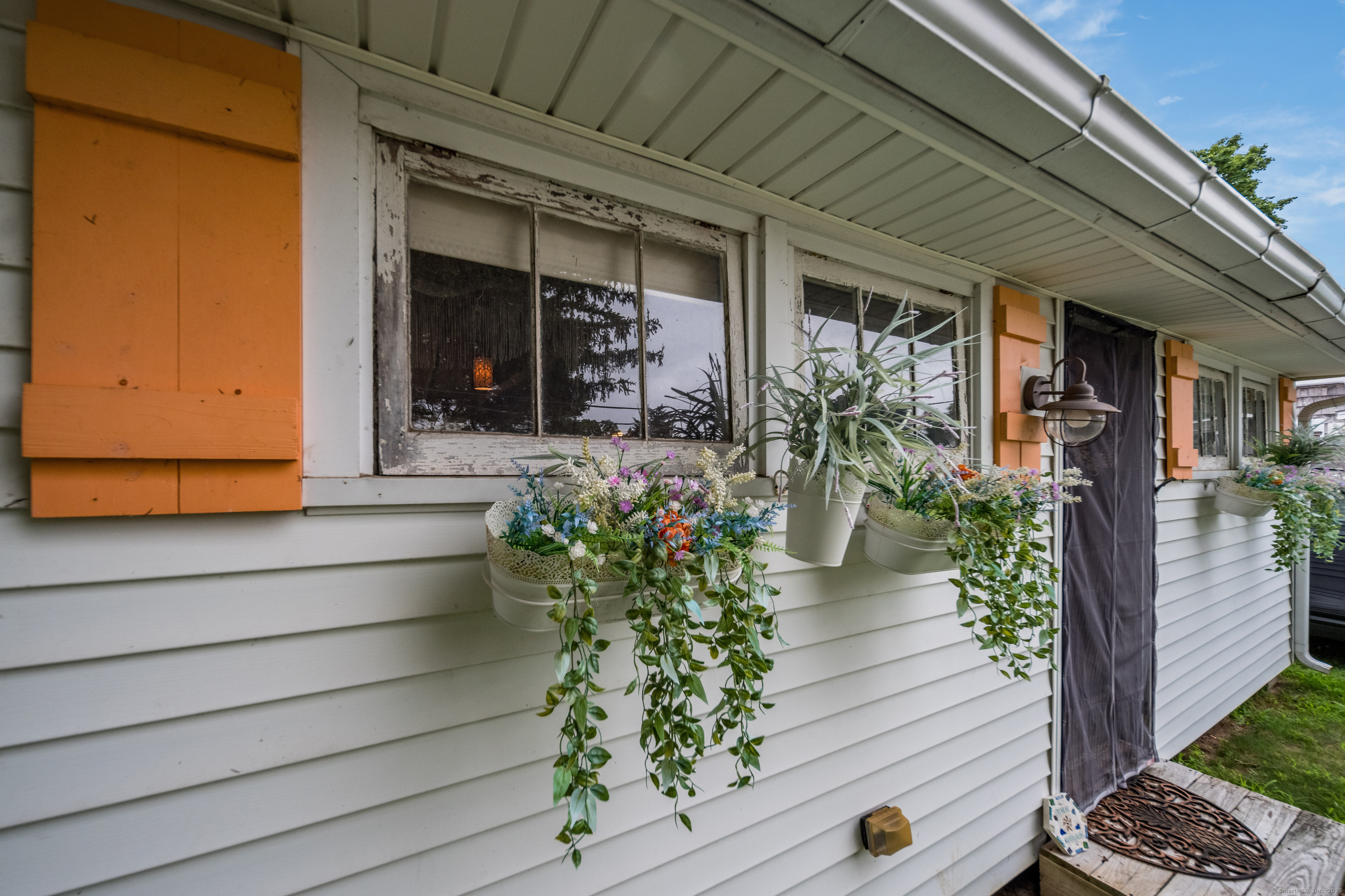 92 Fourth Avenue Madison CT 06443