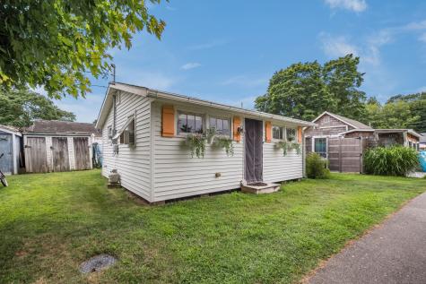 92 Fourth Avenue Madison CT 06443