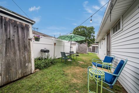 92 Fourth Avenue Madison CT 06443