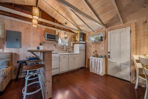 92 Fourth Avenue Madison CT 06443
