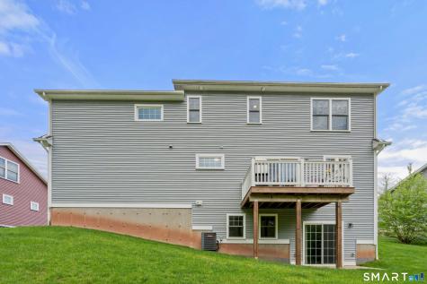 39 Chapman Chase Windsor Locks CT 06096