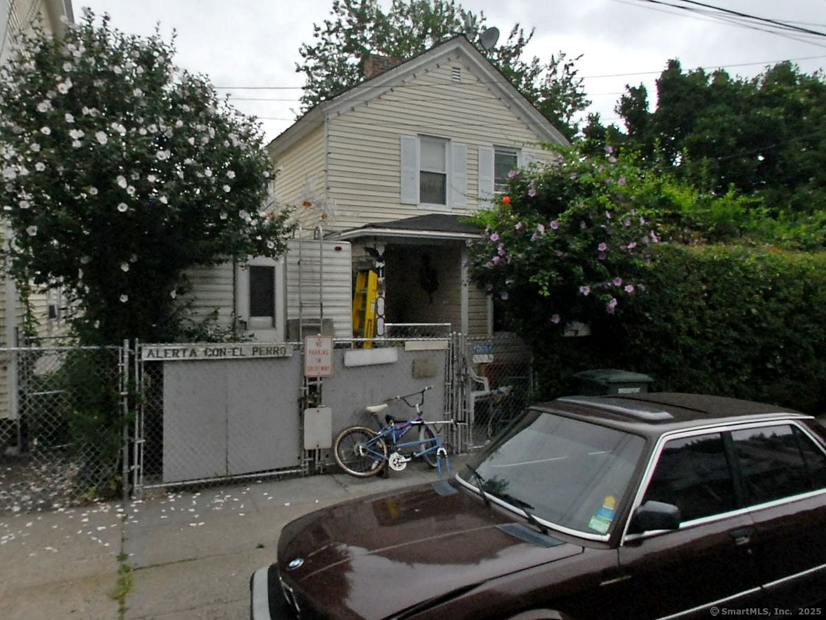 11 Bell Street Bridgeport CT 06610