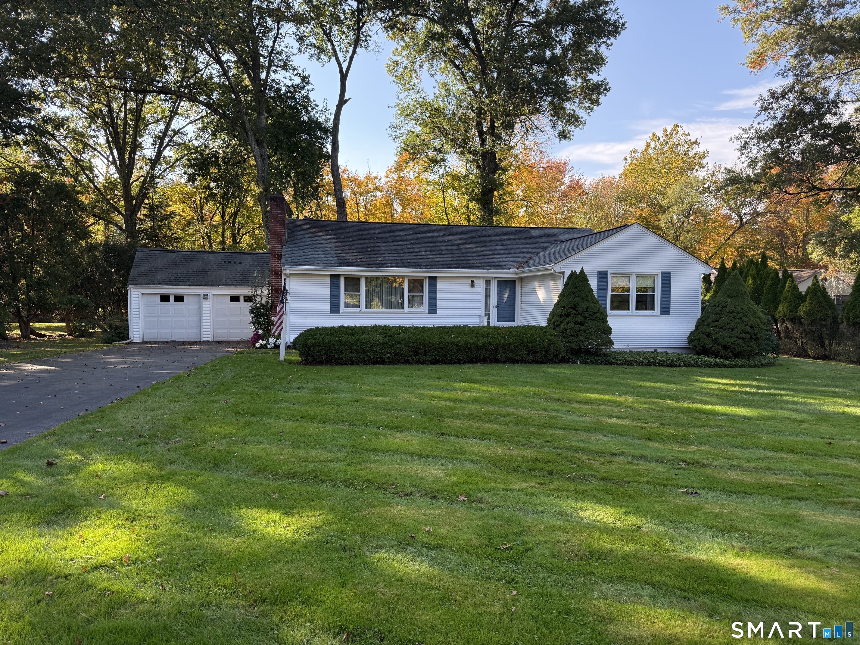 14 Barn Hill Road Bloomfield CT 06002