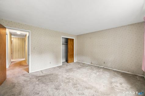 14 Barn Hill Road Bloomfield CT 06002