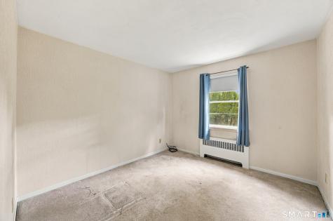 14 Barn Hill Road Bloomfield CT 06002