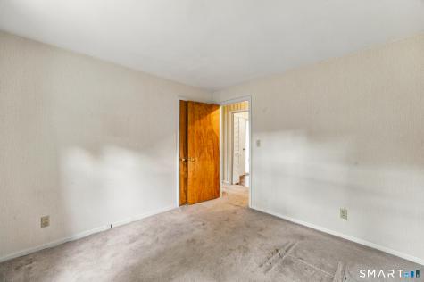14 Barn Hill Road Bloomfield CT 06002