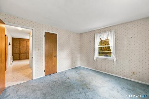 14 Barn Hill Road Bloomfield CT 06002