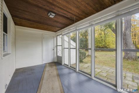 14 Barn Hill Road Bloomfield CT 06002
