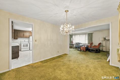 14 Barn Hill Road Bloomfield CT 06002