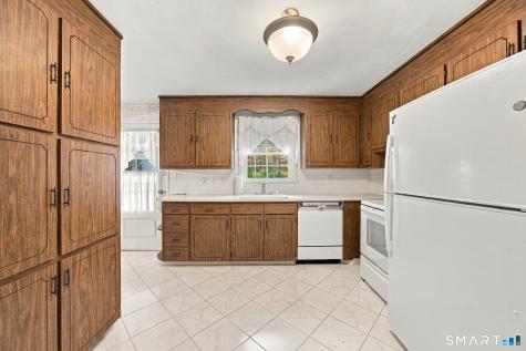 14 Barn Hill Road Bloomfield CT 06002