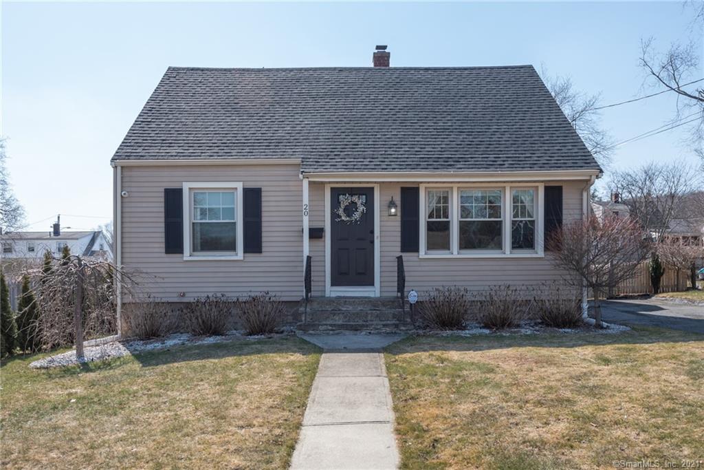 20 Lynmoor Place Hamden CT 06517