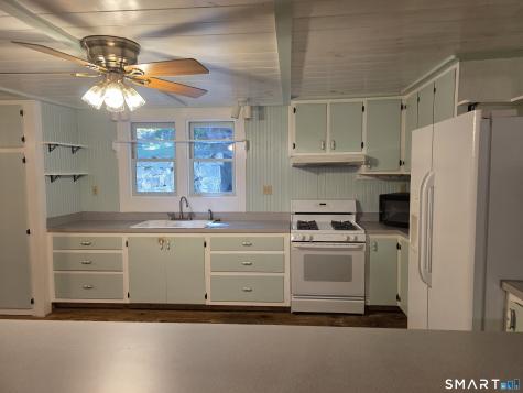 437 East Main Street Norwich CT 06360