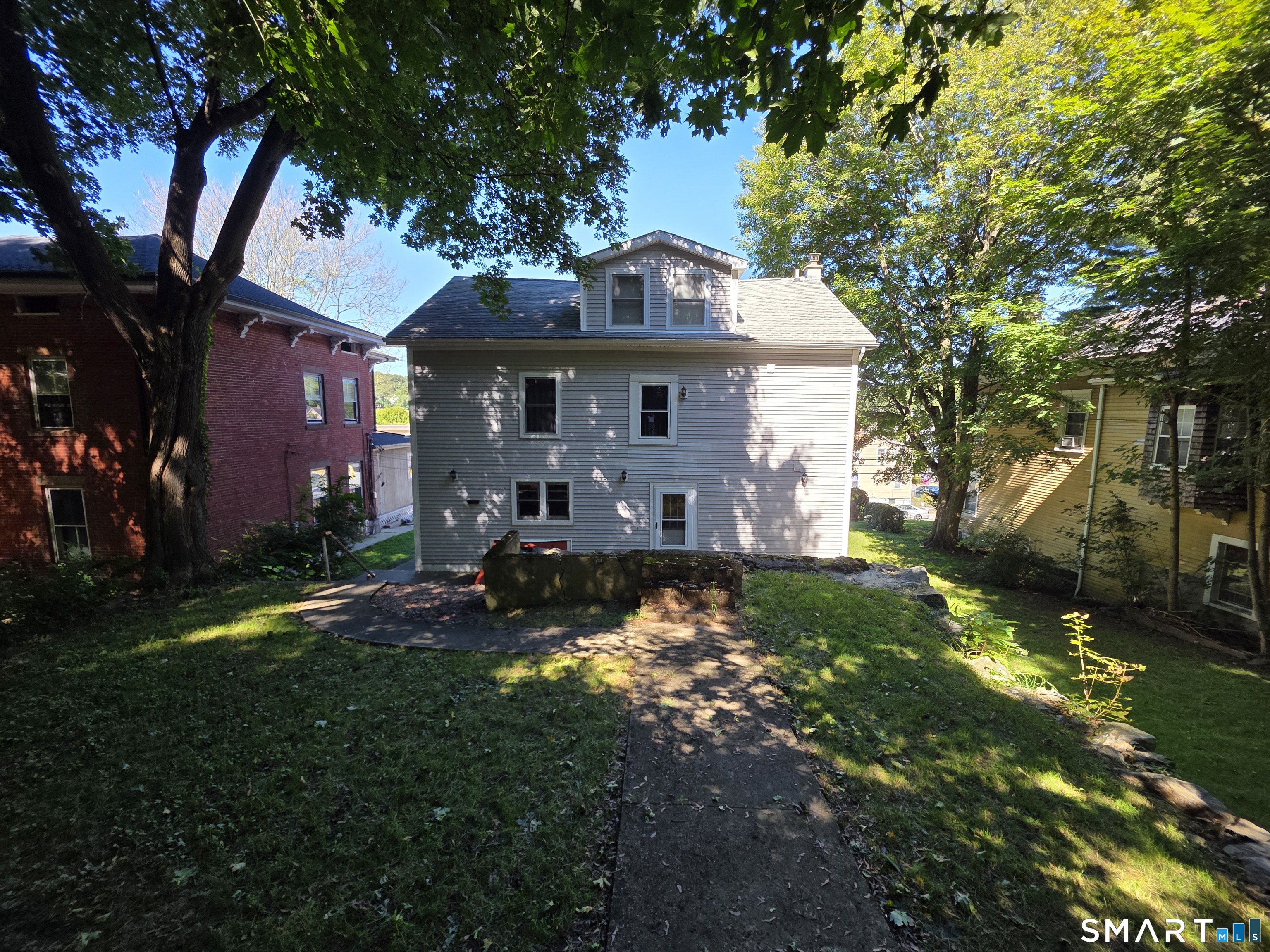 437 East Main Street Norwich CT 06360