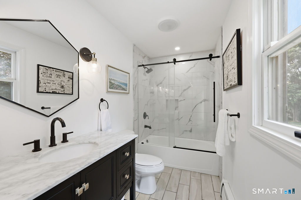84 Lake Garda Drive Farmington CT 06085