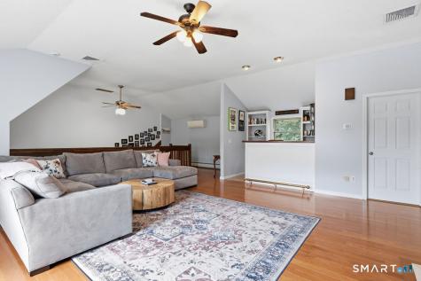 84 Lake Garda Drive Farmington CT 06085