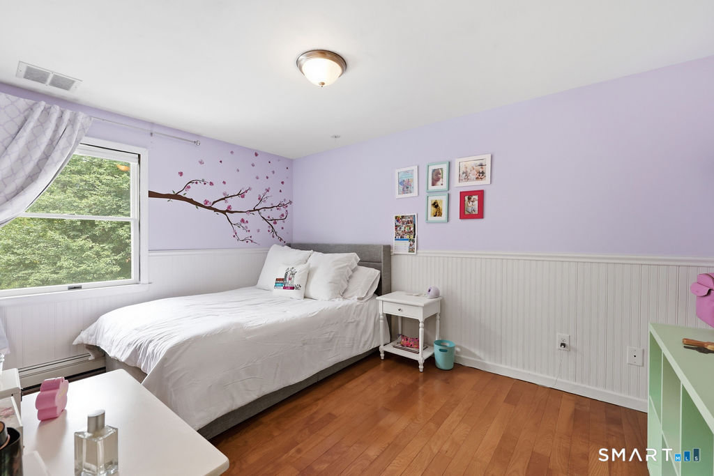 84 Lake Garda Drive Farmington CT 06085