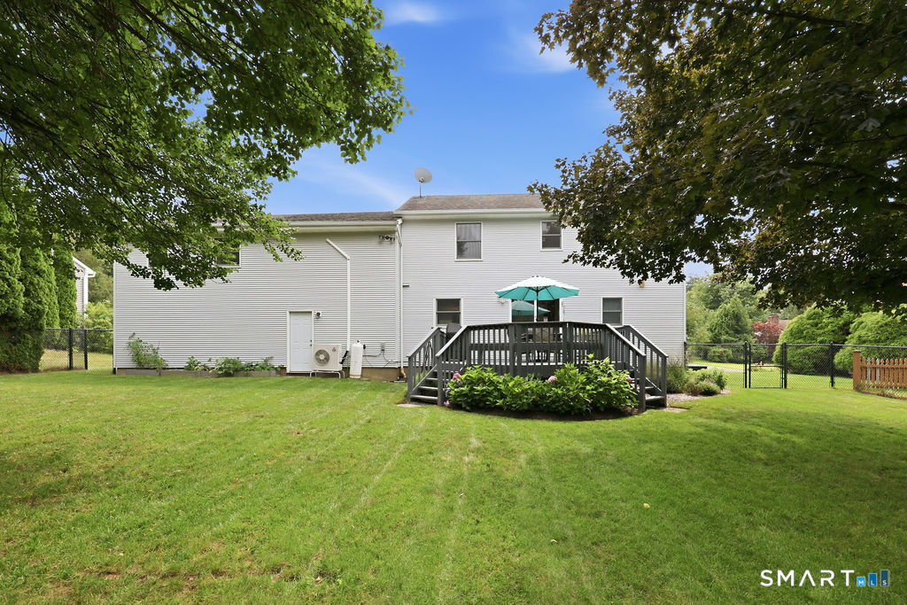 84 Lake Garda Drive Farmington CT 06085