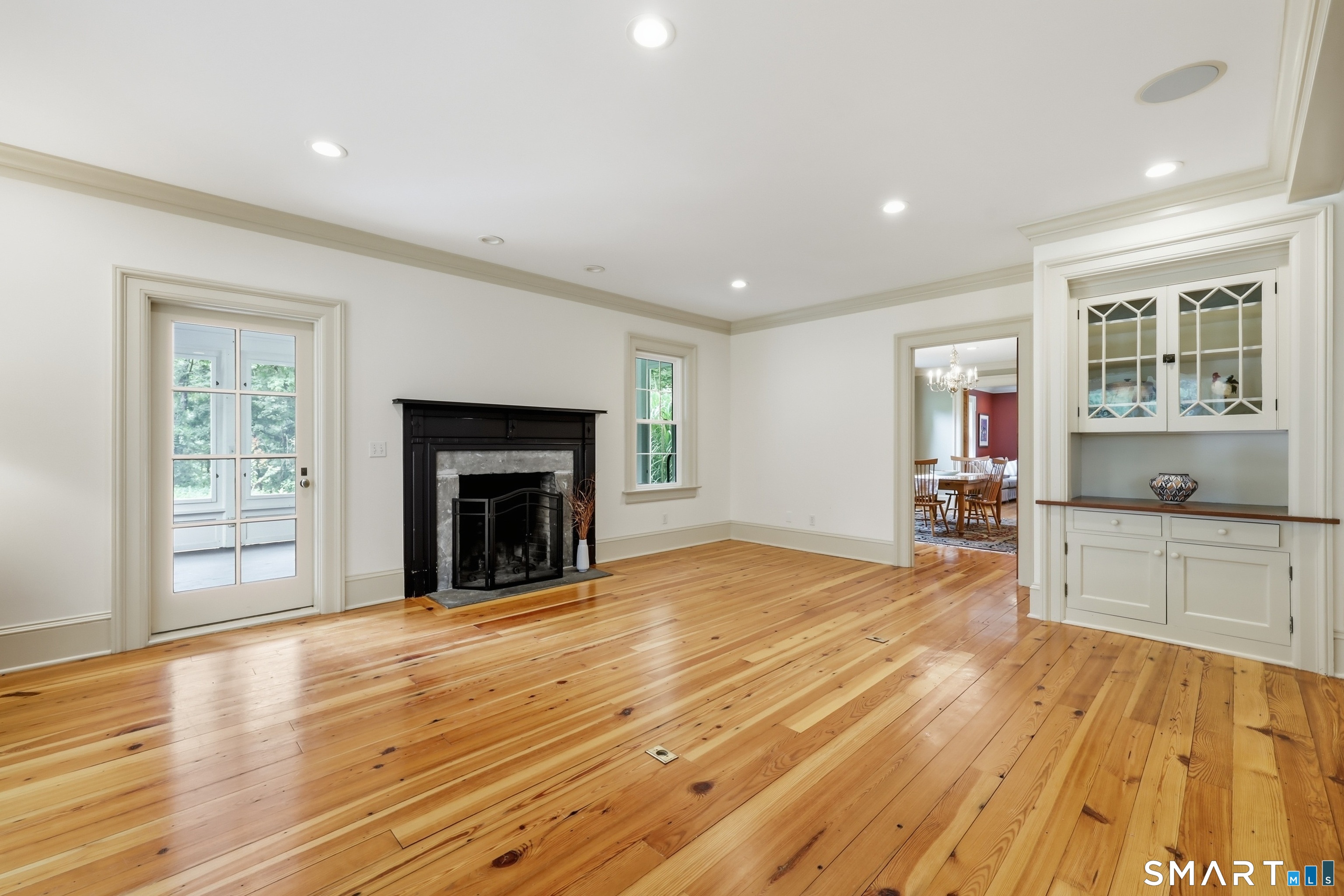116 West Avon Road Farmington CT 06085