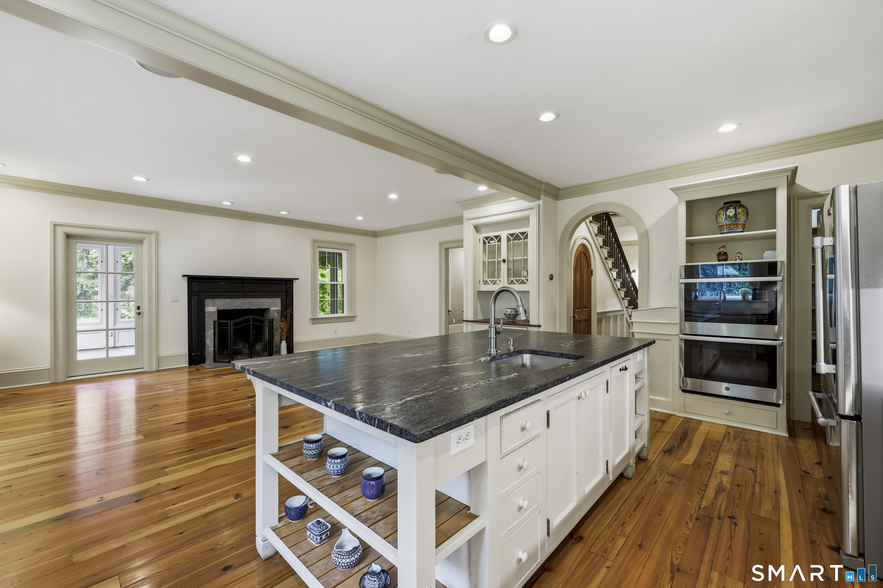 116 West Avon Road Farmington CT 06085