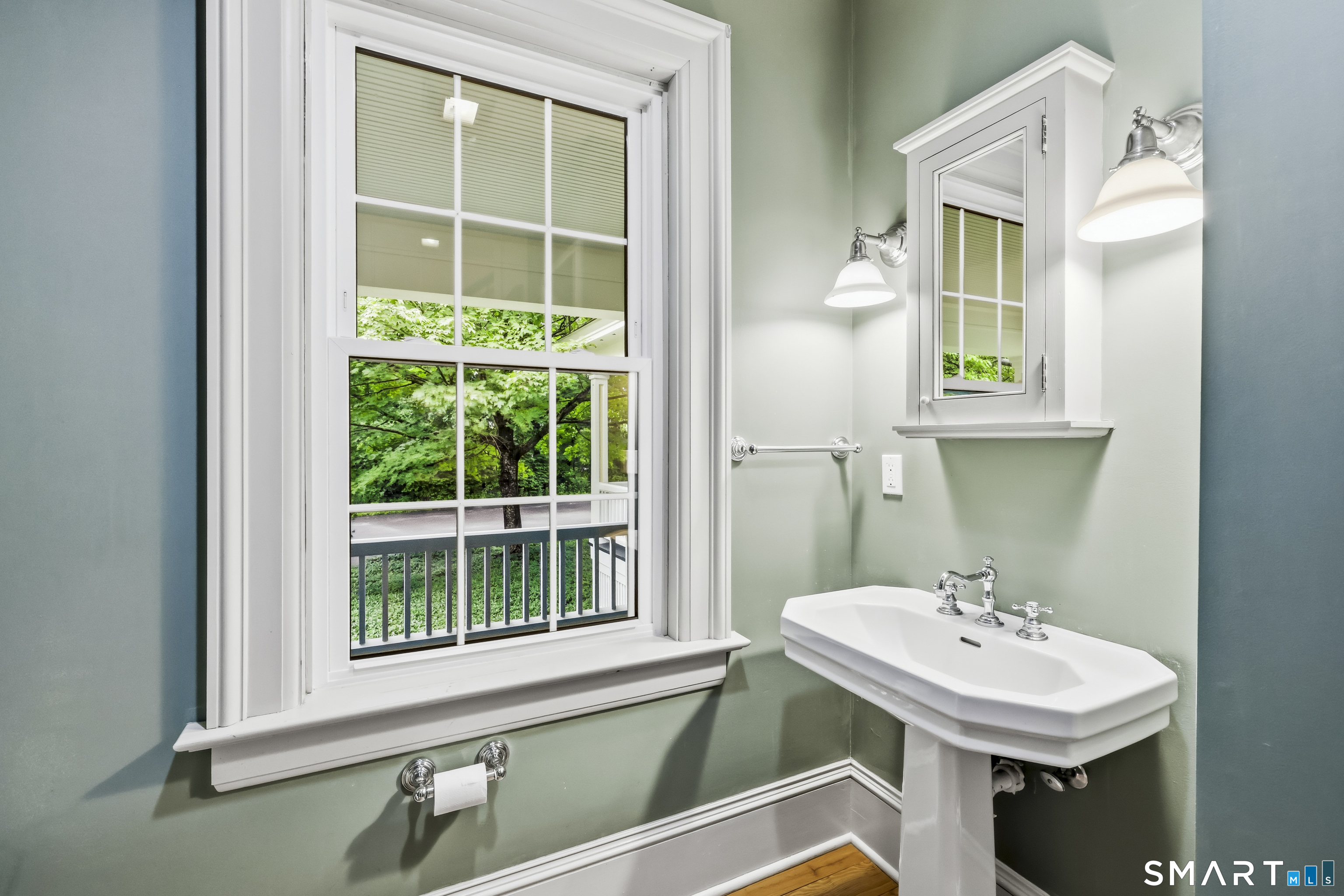 116 West Avon Road Farmington CT 06085