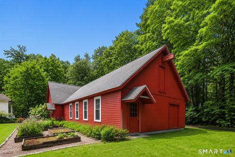 116 West Avon Road Farmington CT 06085