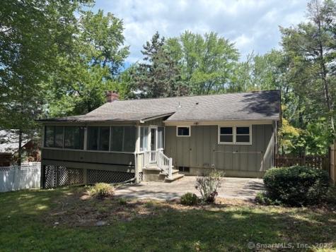 26 Windaway Road Danbury CT 06810