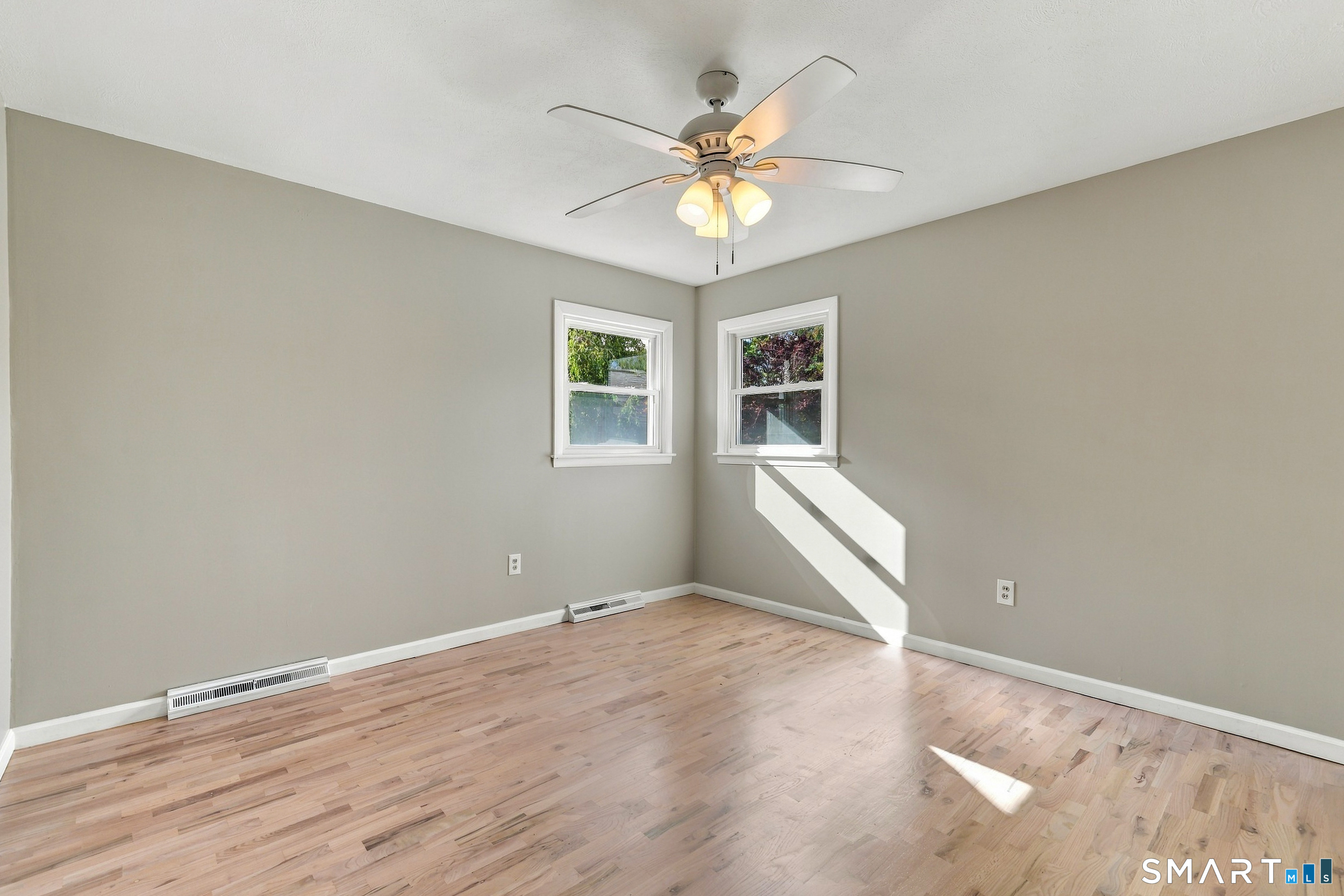 236 Grande Road East Hartford CT 06118