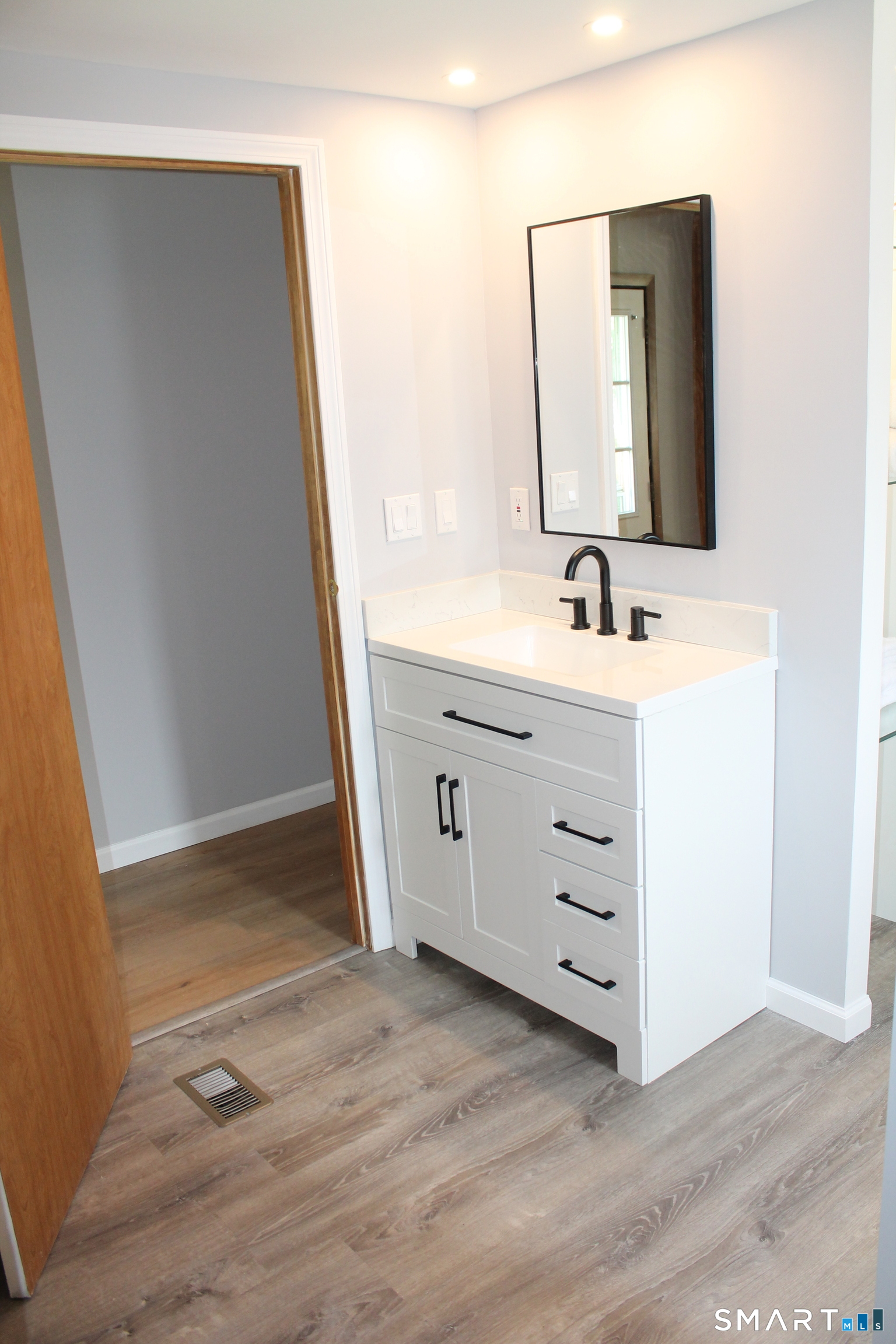 15 Laurel View Wallingford CT 06492