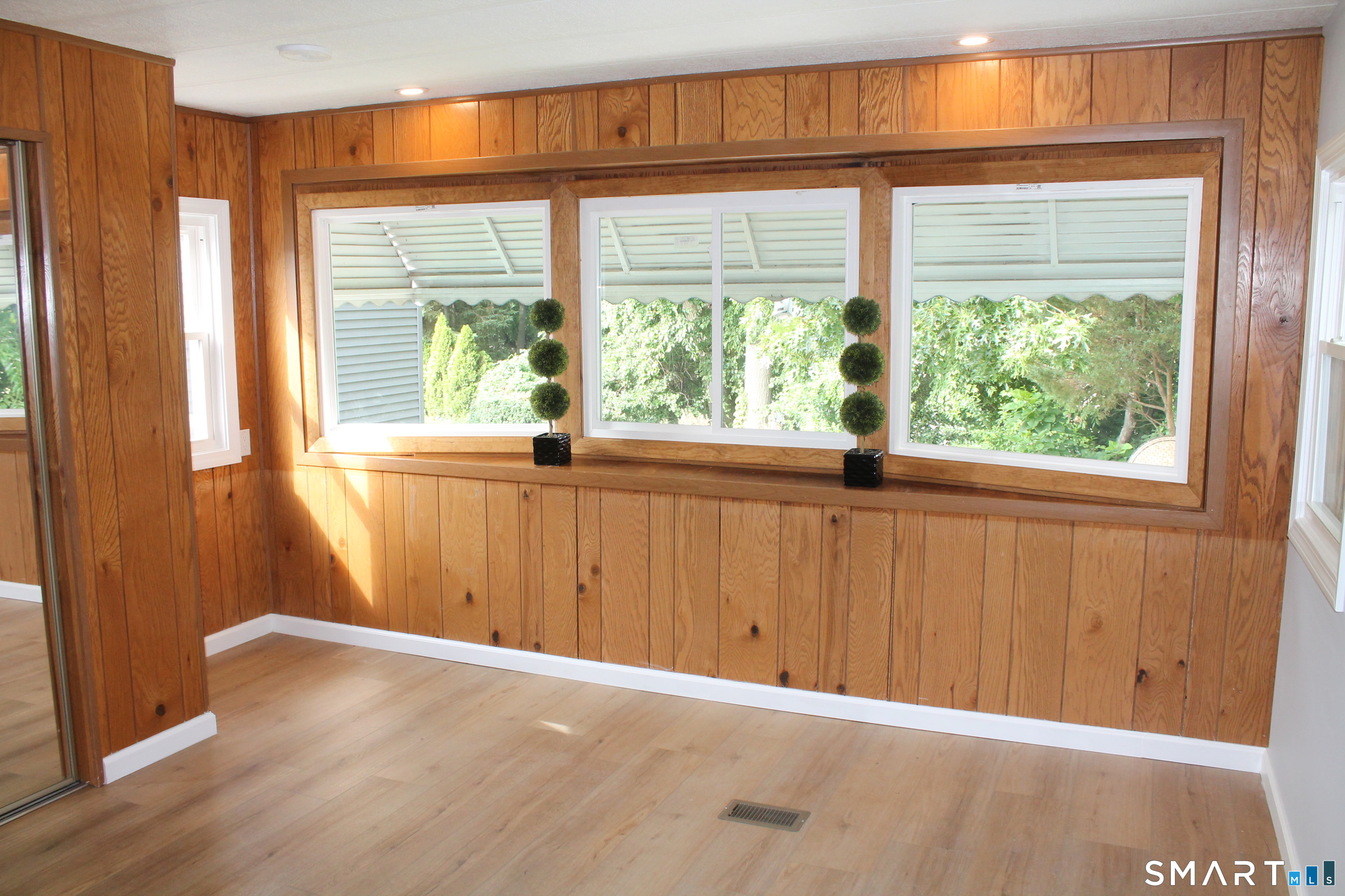 15 Laurel View Wallingford CT 06492