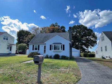 24 Stoddard Road East Haven CT 06512