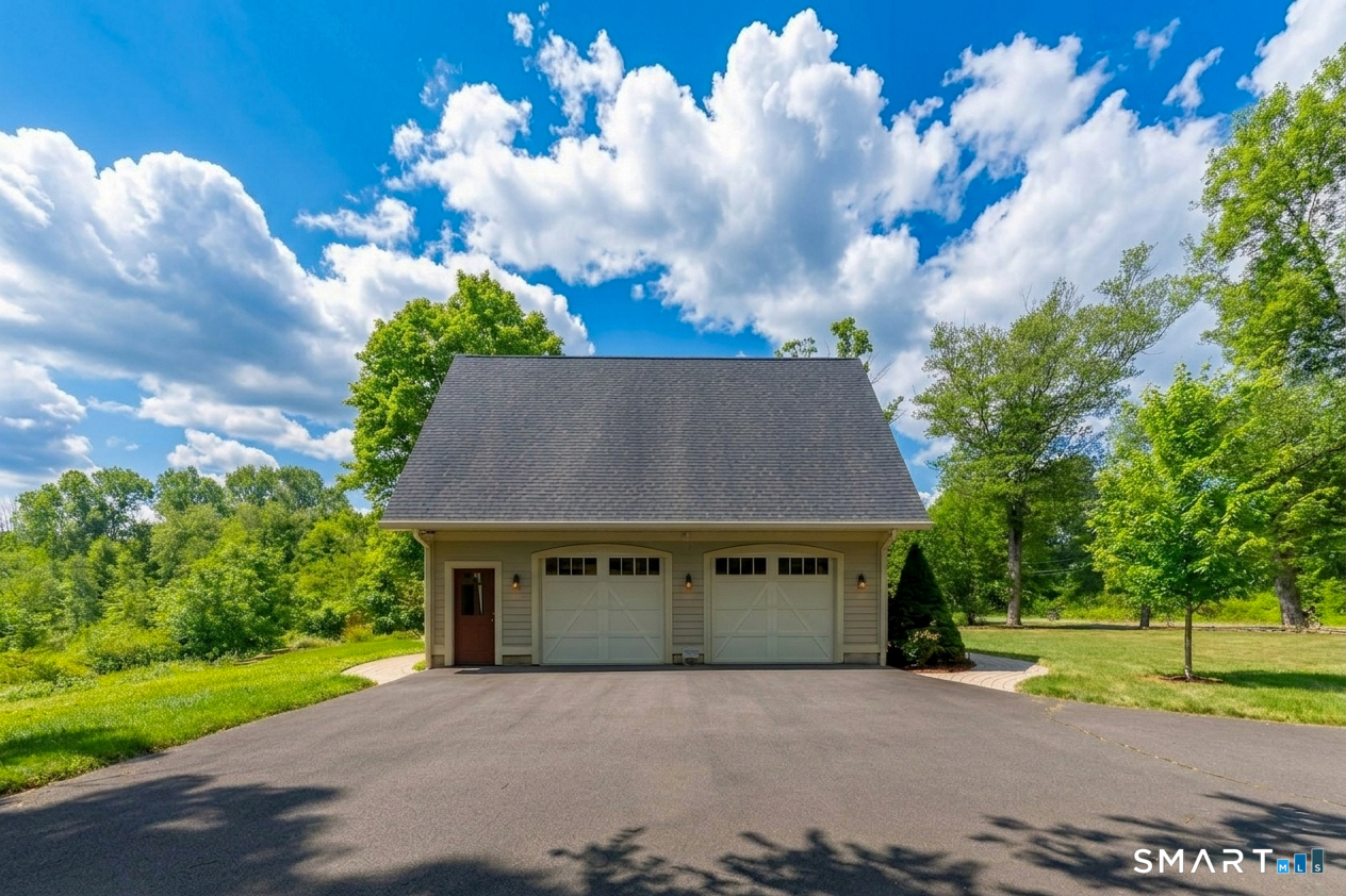 116 North Main Street East Granby CT 06026