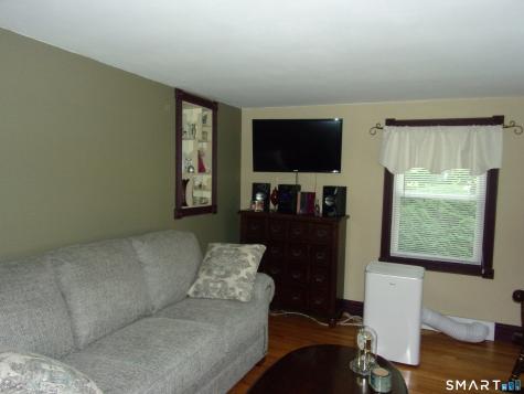 134 East Road Bristol CT 06010