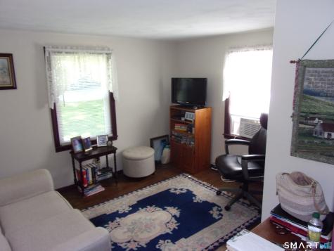 134 East Road Bristol CT 06010